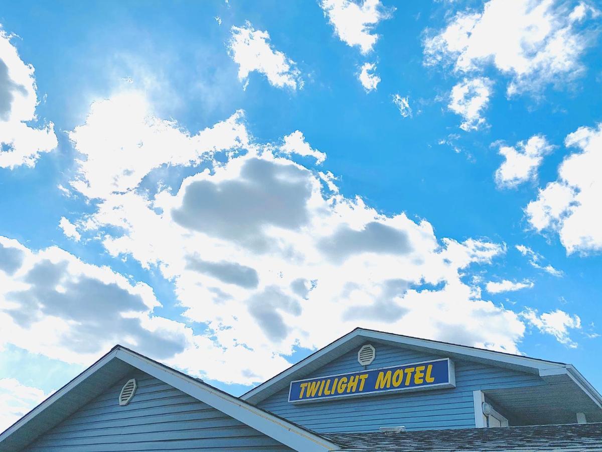 Twilight Country Motel Boyle Экстерьер фото
