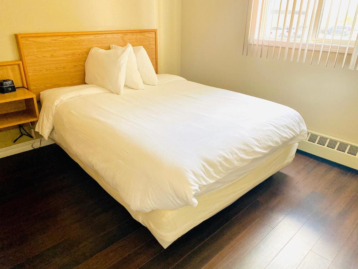 Twilight Country Motel Boyle Экстерьер фото